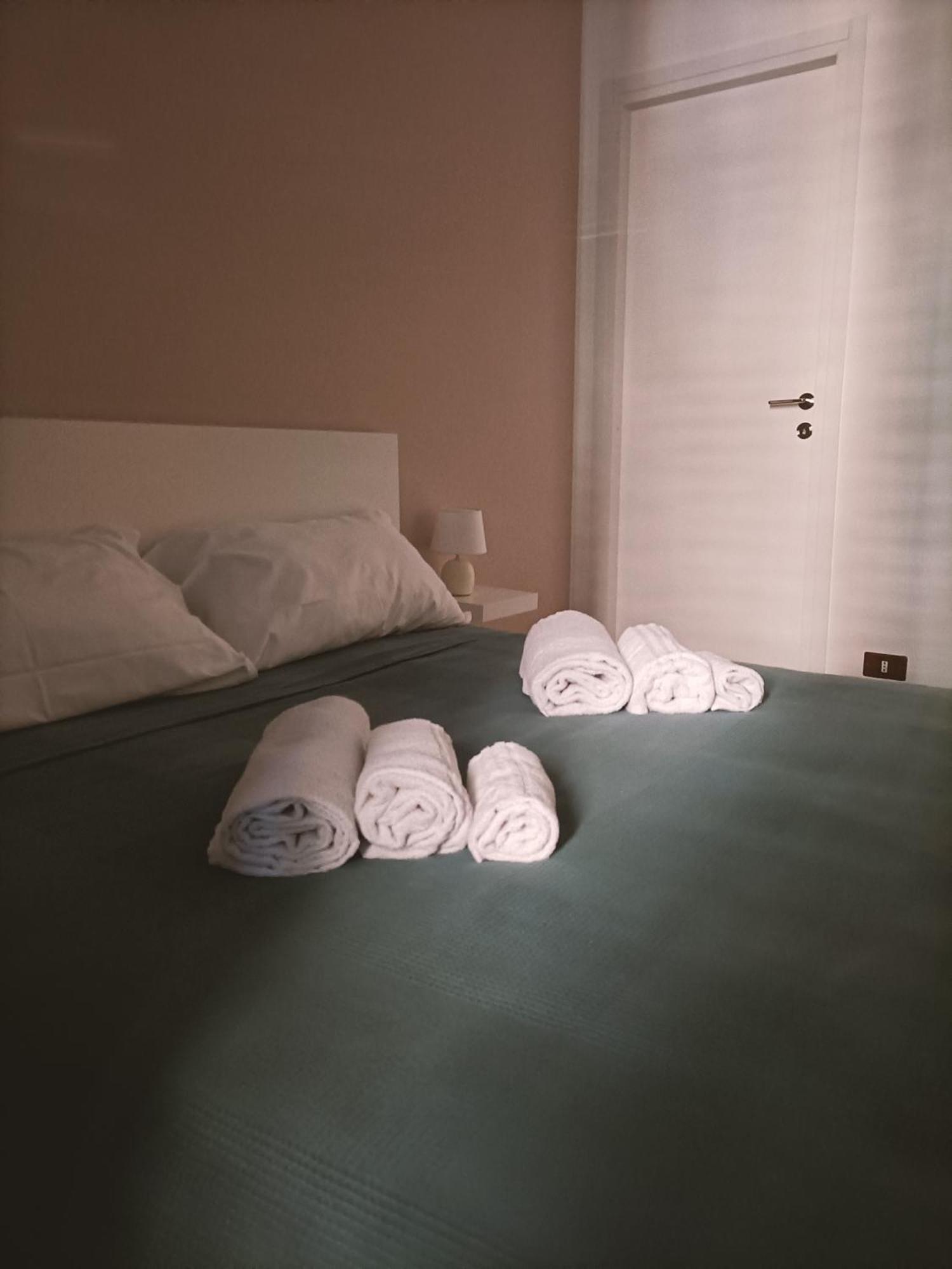 Thalia Hotel Palermo Exterior photo